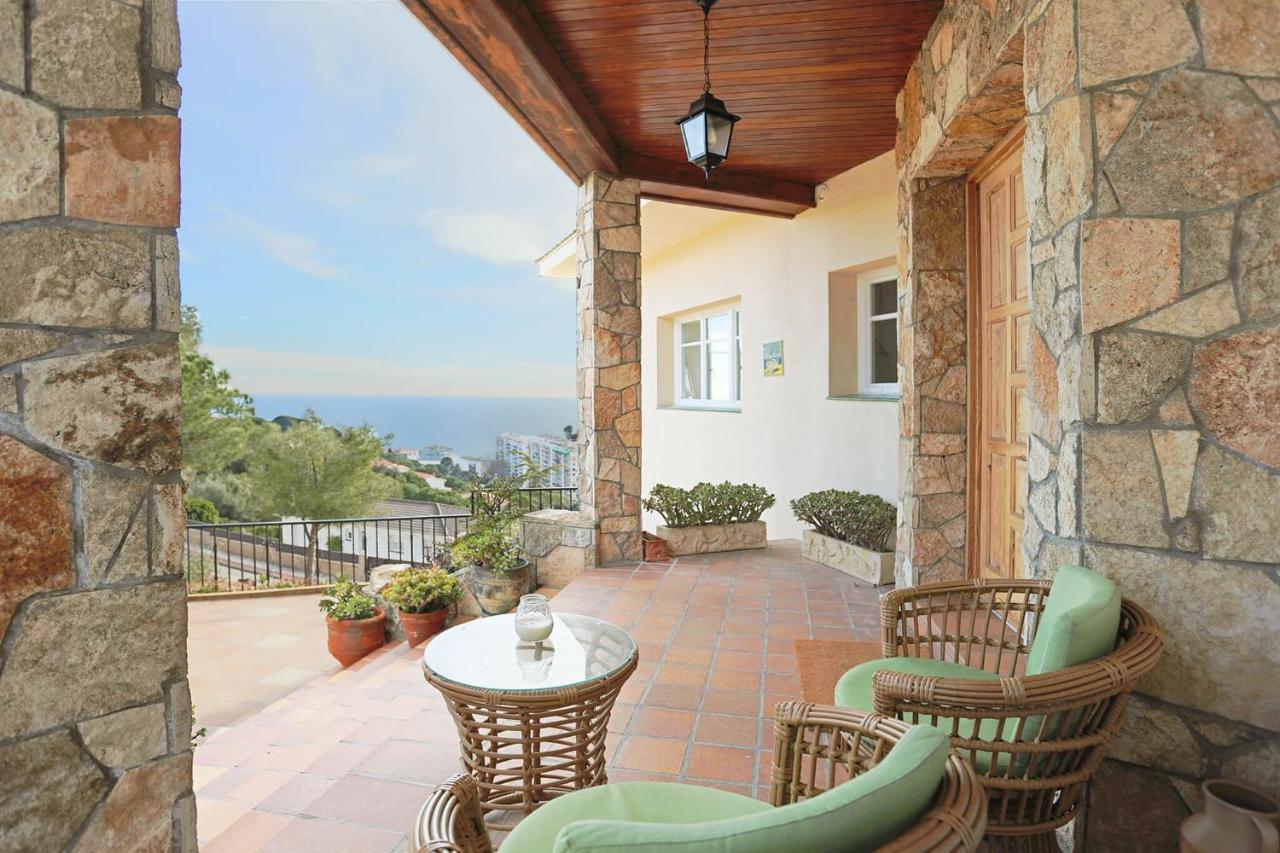 Homestay Villa Estrella - Costa Brava Calella Kültér fotó
