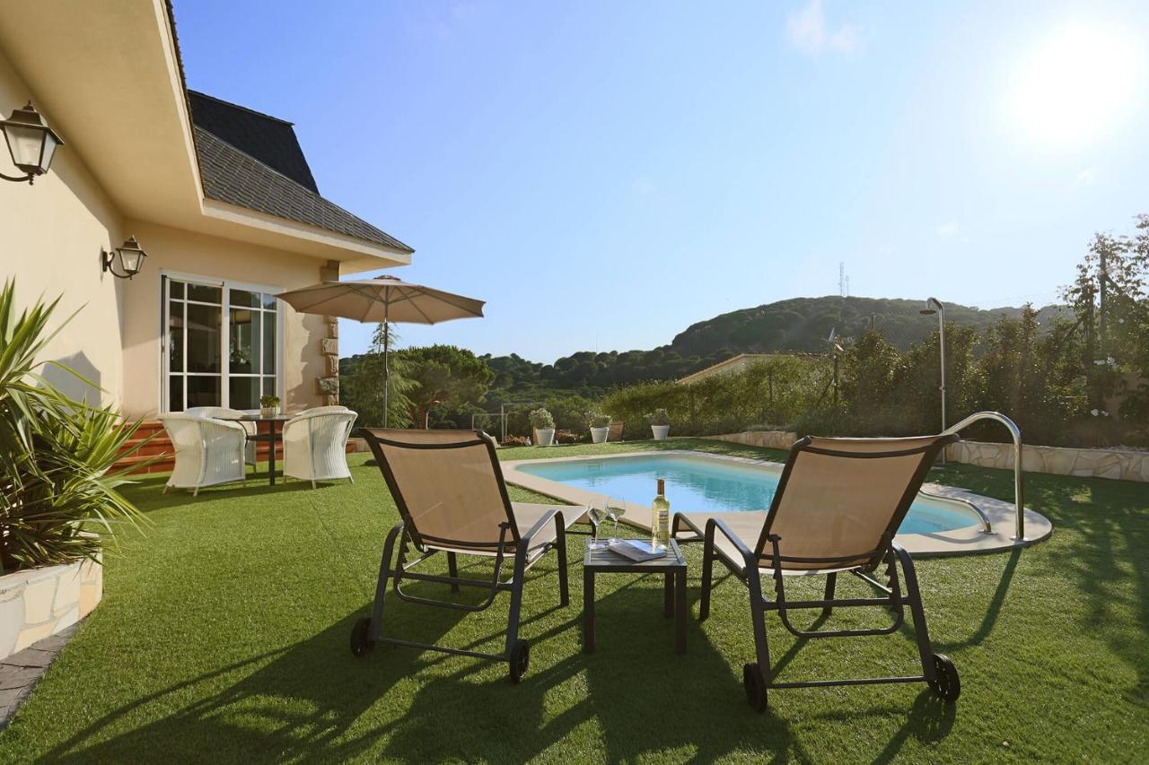 Homestay Villa Estrella - Costa Brava Calella Kültér fotó
