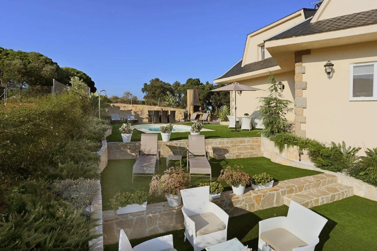 Homestay Villa Estrella - Costa Brava Calella Kültér fotó